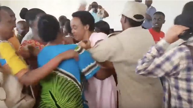 Adeline Rwigara and relatives ruffled by police officers, Oct 5, 2018